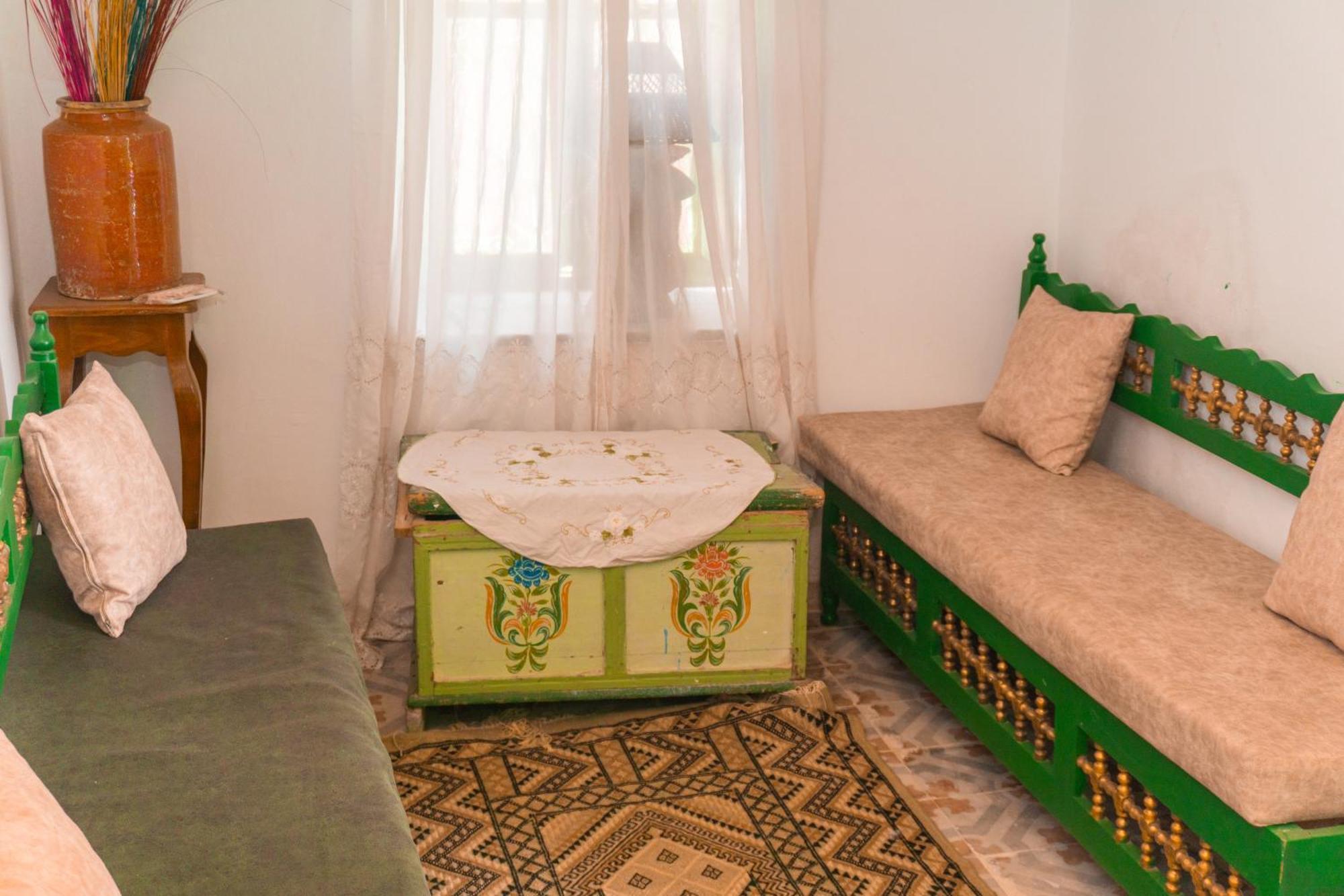 Dar Badiaa Guest house *